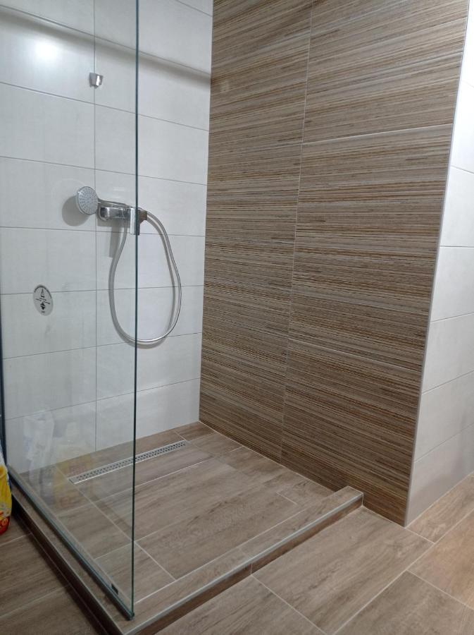 Receptiva Bl Lägenhet Banja Luka Exteriör bild